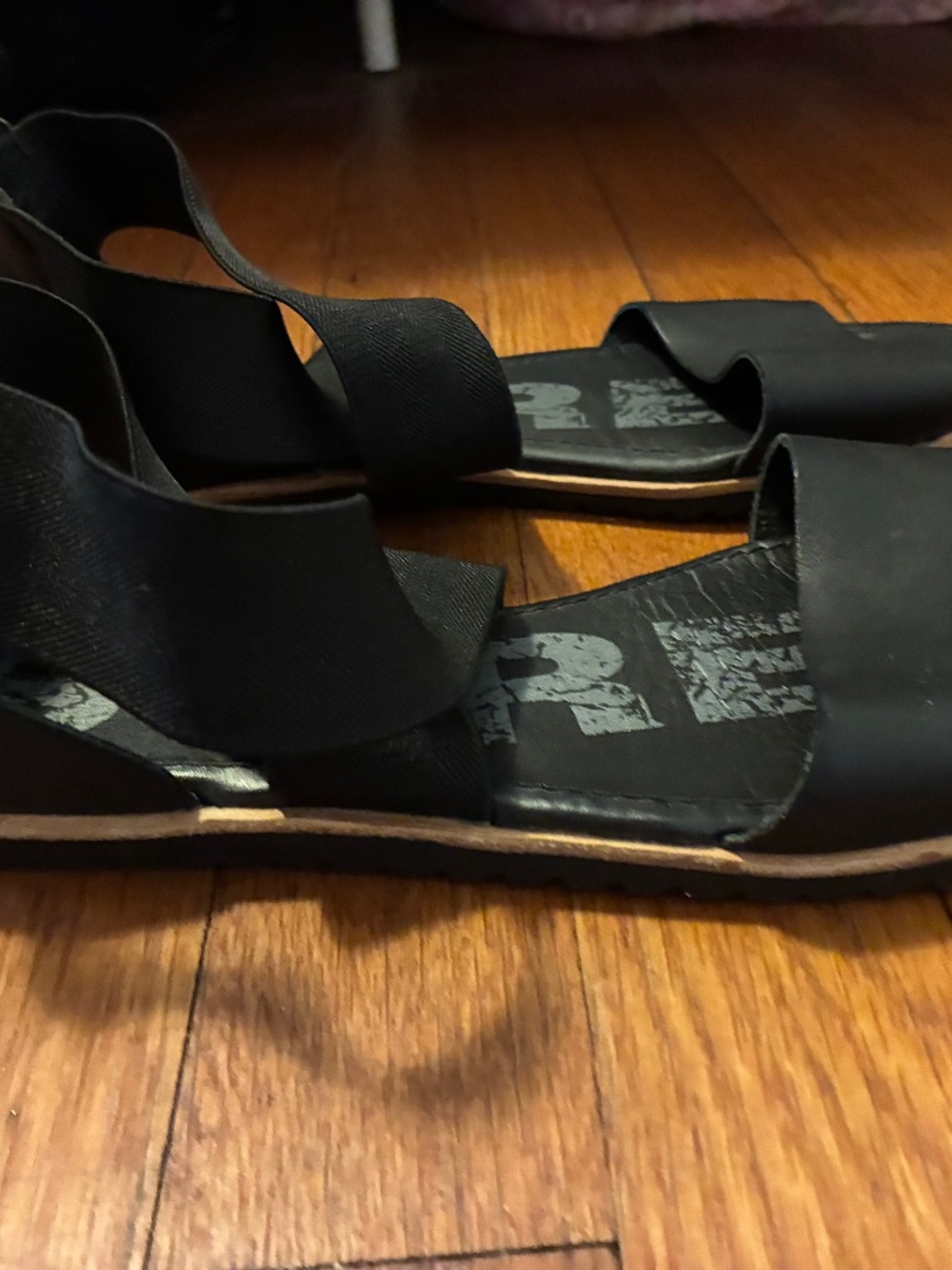 sorel ella sandal in black, size 8